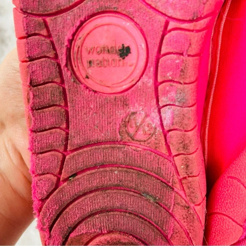 WONDER NATION Kids hot Pink Mesh Water Shoes size 11 / 12